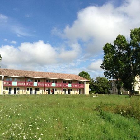 Village Vacances Chateau Moulerens Gradignan Exterior foto